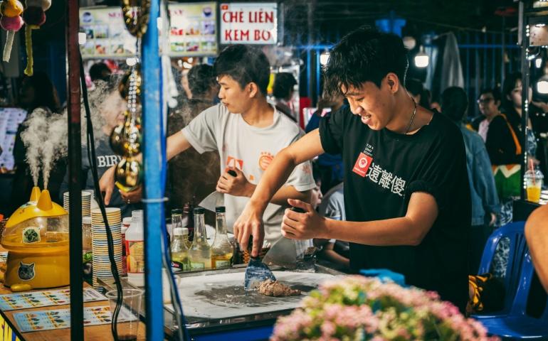 Ice-cream stall at Da Nang Vietnam night market