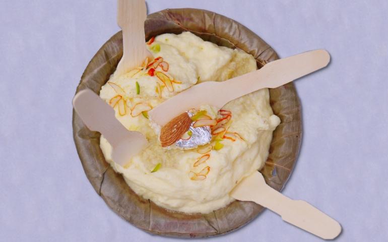 Makhan Malai, Sweet Dish Delicacy Of Lucknow