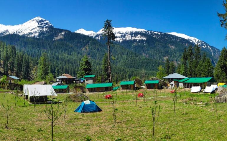 Big Garden of Kheerganga Base Camp