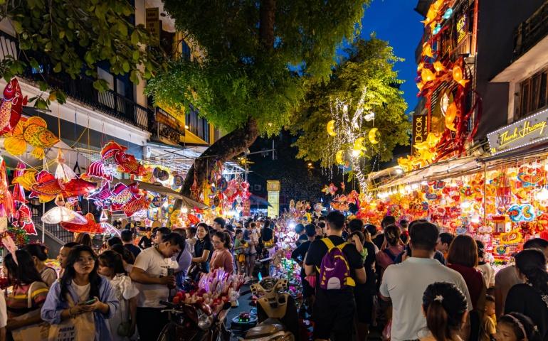 Night market in Hanoi