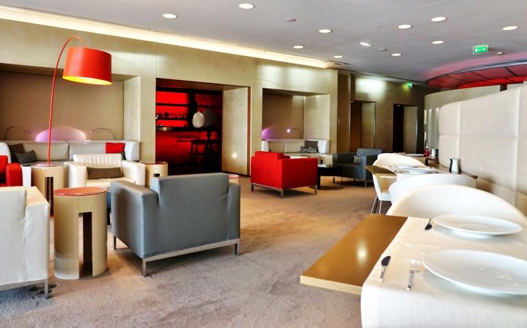 The Air France (AF) First Class lounge Salon La Premiere at Roissy Charles de Gaulle International Airport 