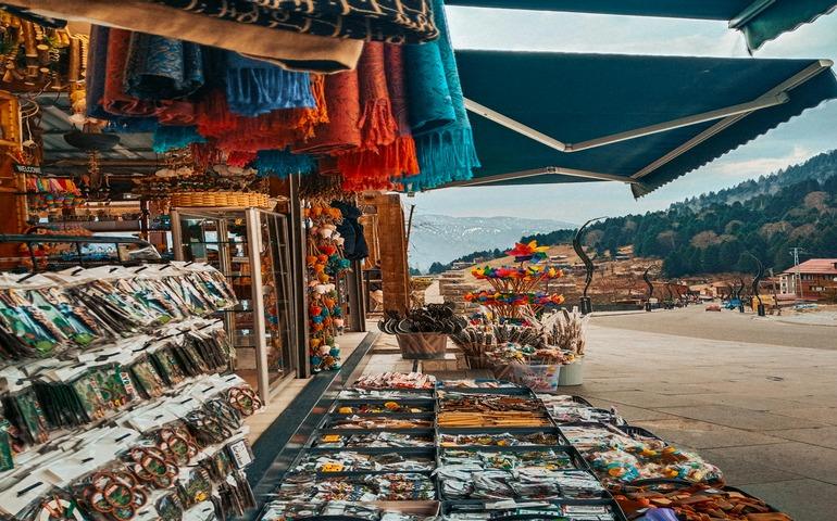Colorful Mountain Souvenir Shop