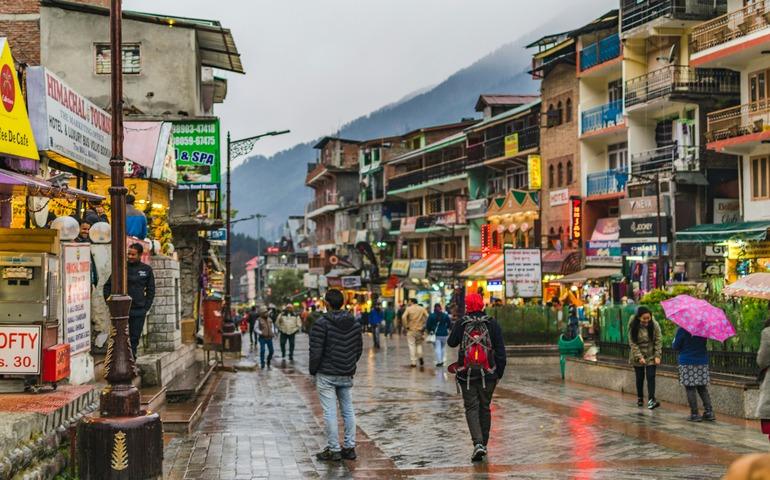 Mall Road, Manali