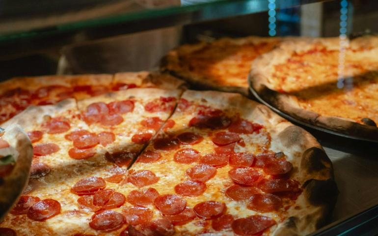 Delicious Pepperoni Pizza in New York Pizza Shop