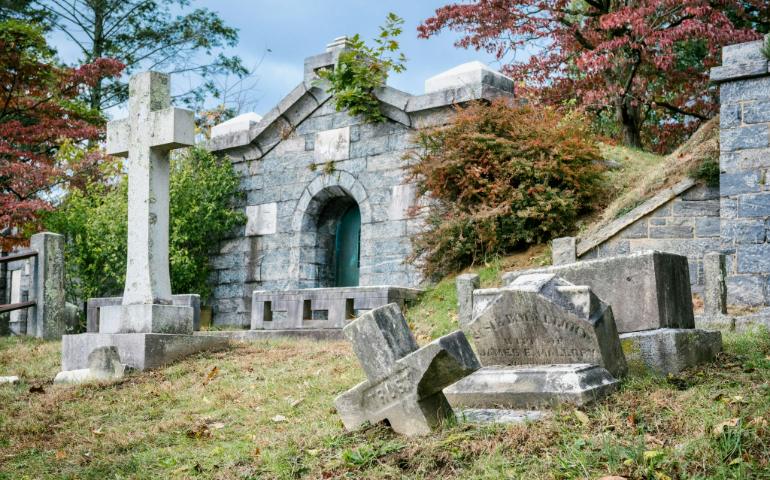 Sleepy Hollow Cemetery in New York