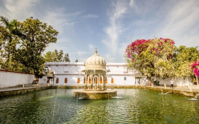 Saheliyon ki Bari gardens