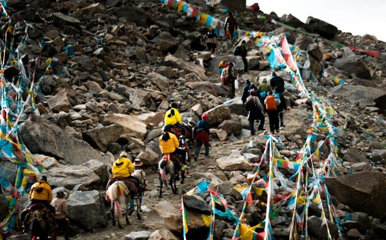 People performing Kailash Yatra