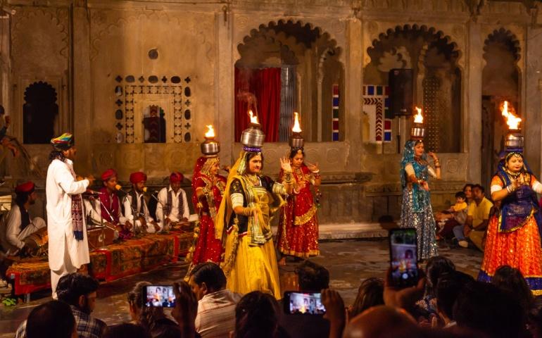Puppeteers Performing for Tourists in Bagore ki Haveli, Udaipur