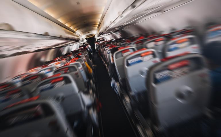 Plane shakes during turbulence