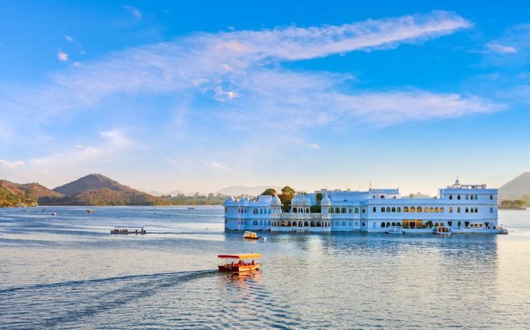 Taj Lake Palace on lake Pichola