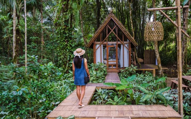 Embracing slow travel and sustainable practices while traveling
