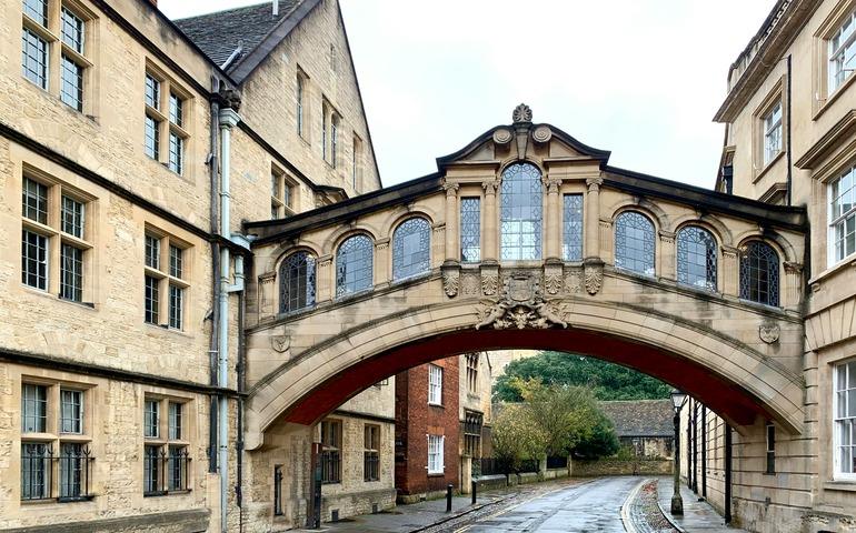 Hertford Bridge in Oxford