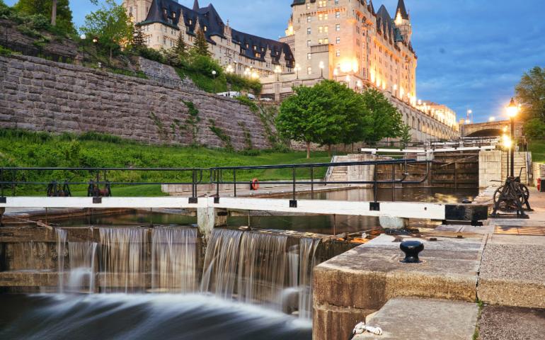 Château Laurier, Rideau Street