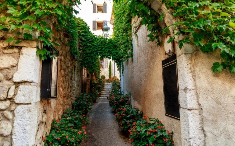 A beautiful narrow street in the ancient town of Antibes in the French Riviera
