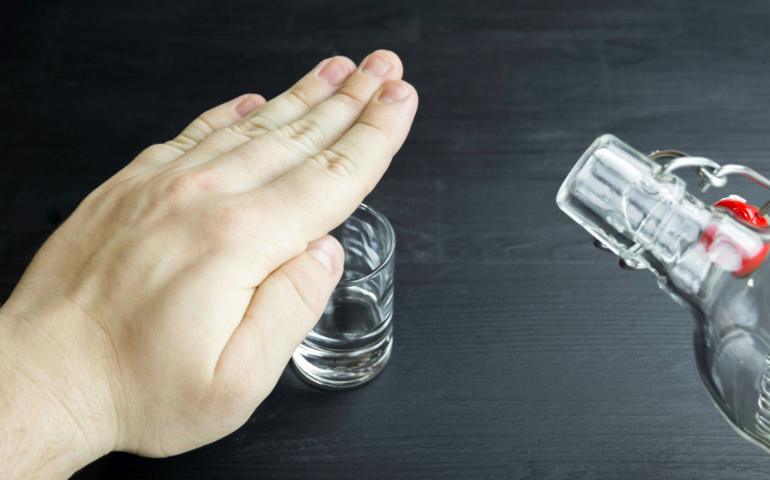 No alcohol gesture