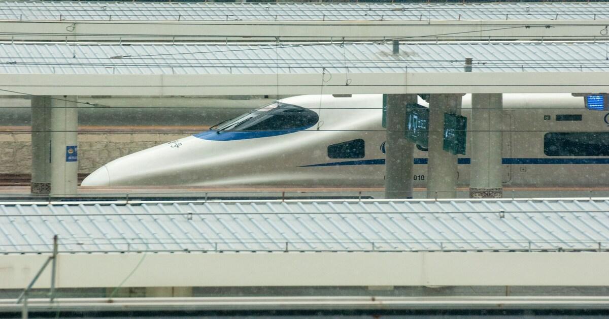 The New & Fastest Bullet Train China: A Ride That Feels Like Teleportation