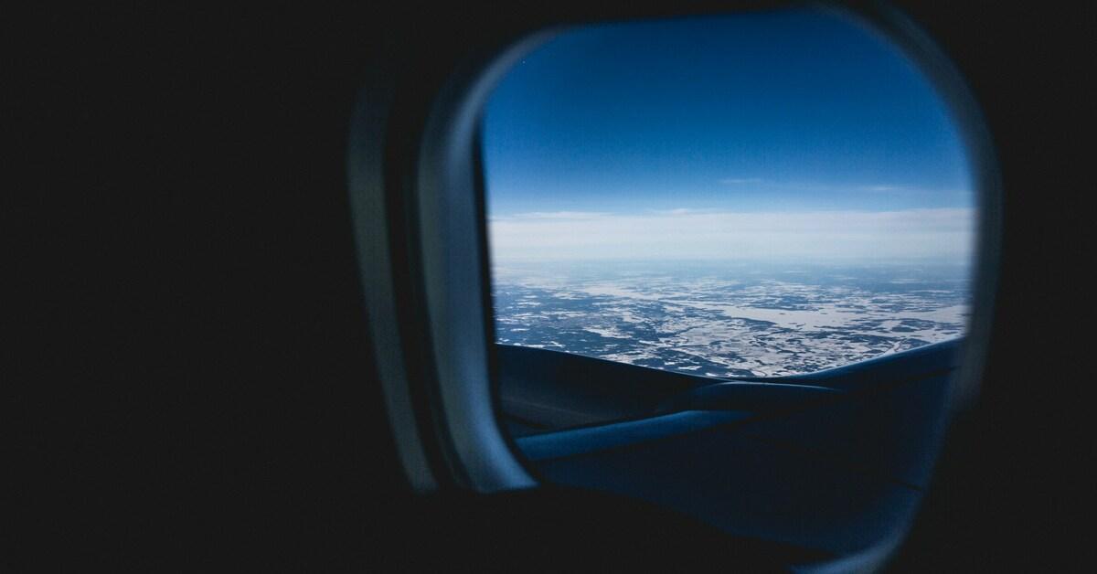 8 Best Plane Views That Are Even Better Than Outer Space