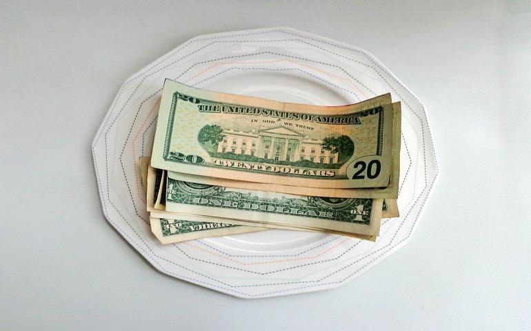 Tipping money