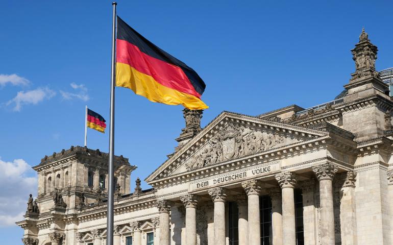 Deutscher Reichstag and German national flag