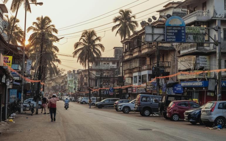 Bustling Evening Street Scene in Calangute, India
