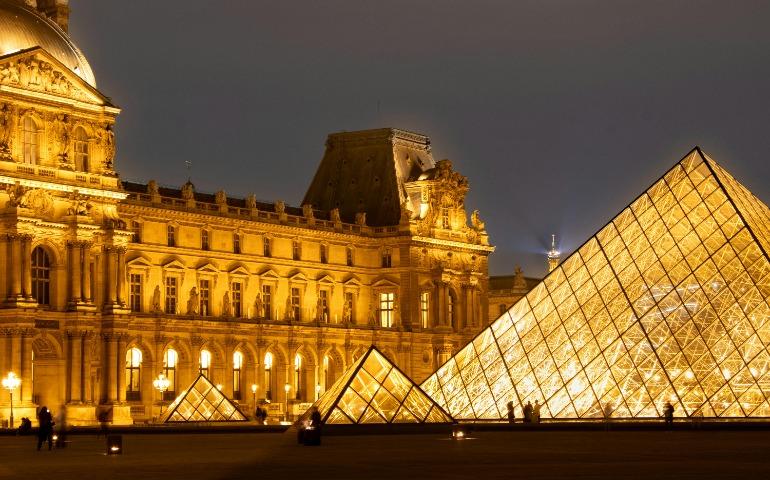 Louvre Museum, Paris
Image Credit: Ambre Vaudry/Pexels