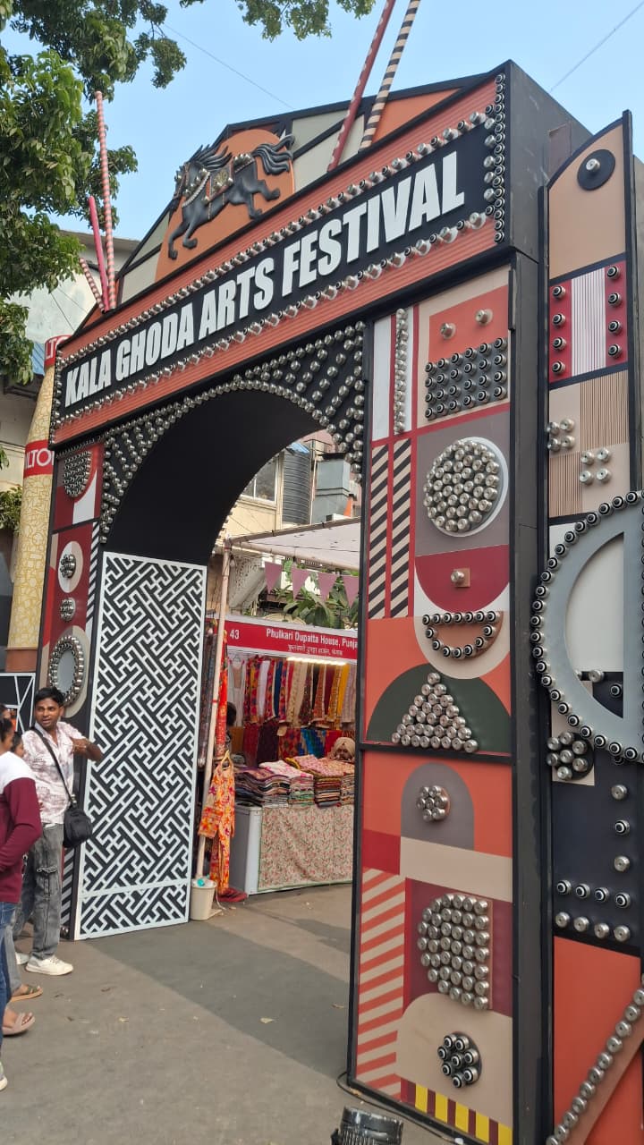 Kala Ghoda entrance - Image Credit: Afreen Qureshi