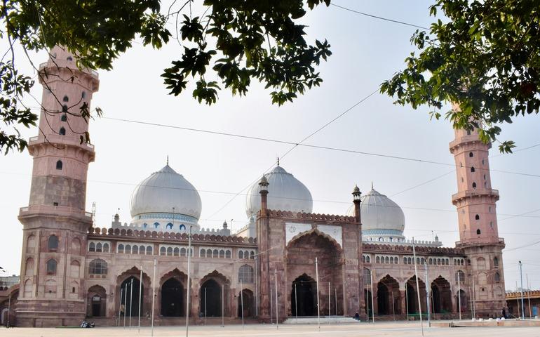 Taj-ul-Masajid, Bhopal
Image Credit: Abhidev Vaishnav/Unsplash