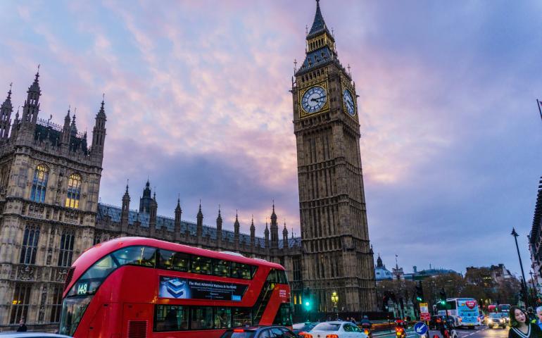 Iconic Big Ben clock - London, UK