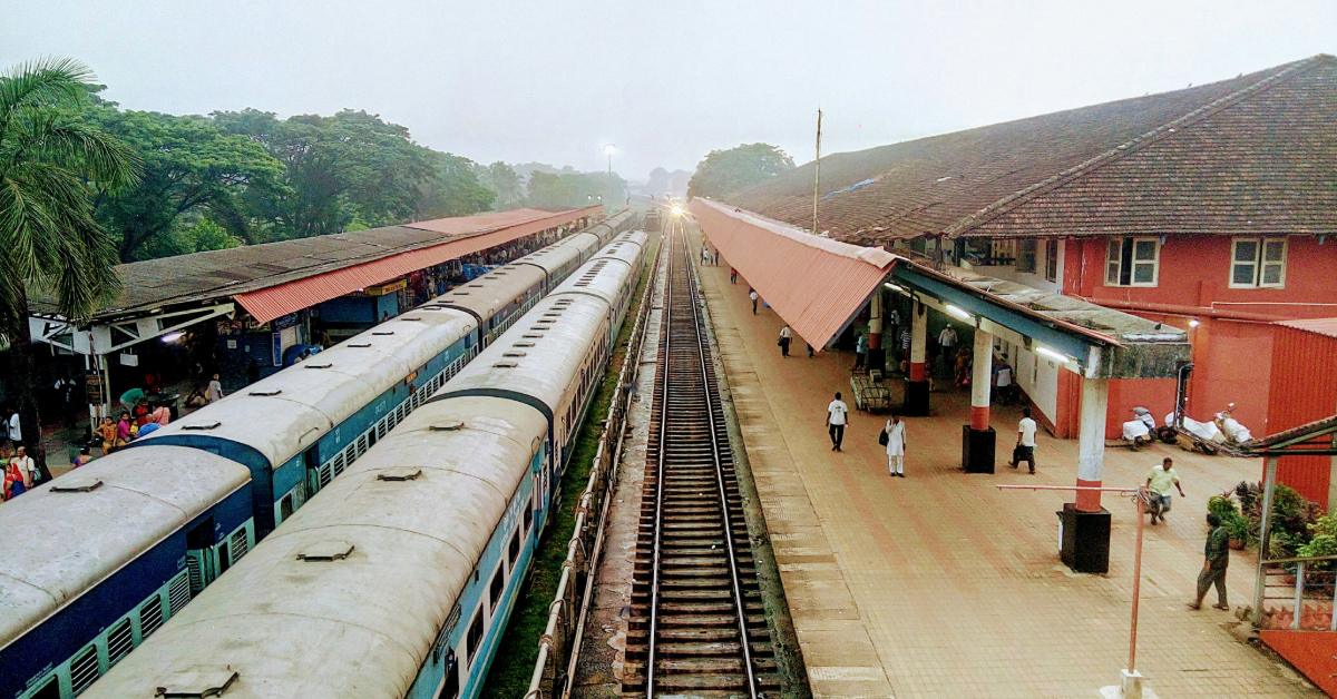 Central Railway Announces 186 Holi Special Trains: See All Routes