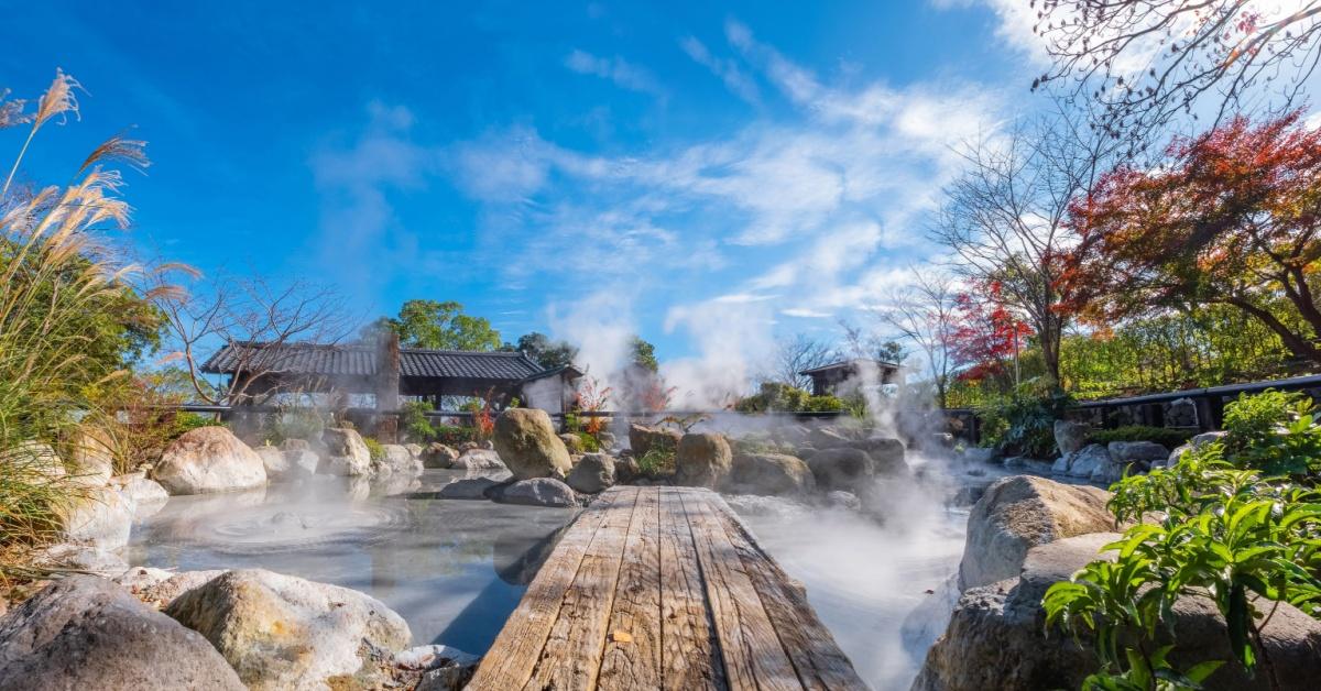 Scenic Hot Springs And Cherry Blossoms: Have a Spring Escapade in Japan