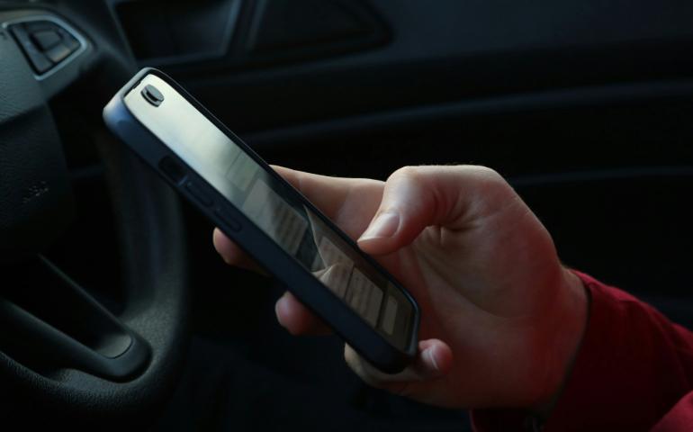 A person scrolling on mobile 
