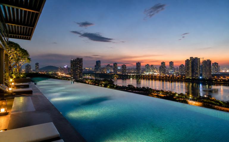 Vivanta Thane, LBS Road