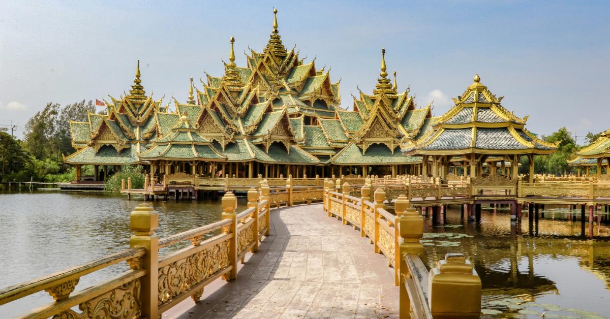 Thailand May Make Travel Insurance Mandatory for Tourists  Photo by chanthavut thorng on Unsplash