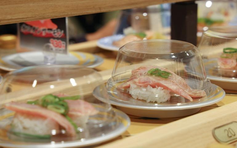 Exploring conveyor belt Sushi - one of the best dining experiences in Japan 