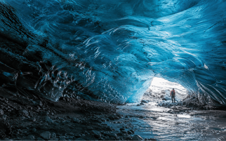 Skaftafell Ice Cave (AI-generated image for representational purposes)