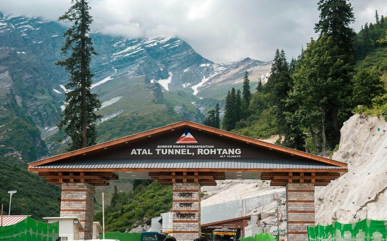 Atal Tunnel, Burwa