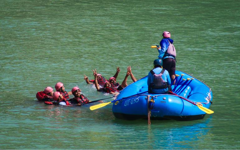 Group rafting experience in Rishikesh 