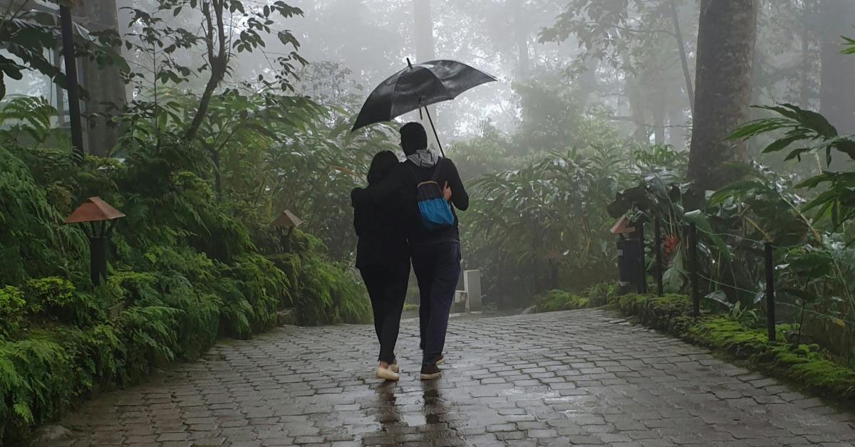 15 Romantic Monsoon Getaways That Feel Soft, Dreamy & Magical