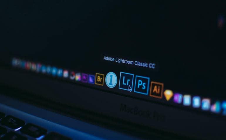 Uploading an image on the computer