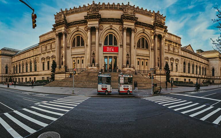 Metropolitan Museum of Art, 5th Avenue, New York
