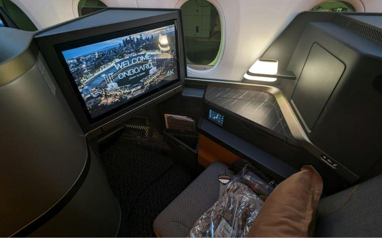 Business class seat