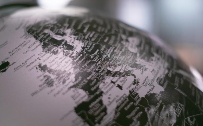 Globe