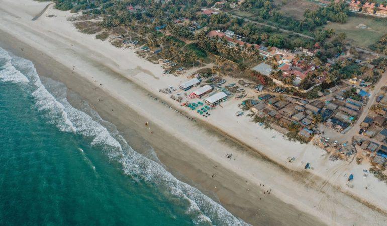 Beach and village along the coastline of Goa
Kiran Patel/Pexels