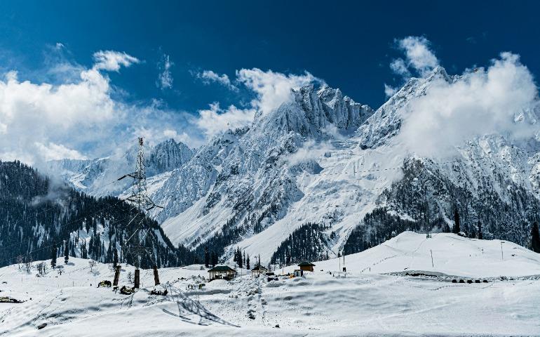 Thajiwas Glacier