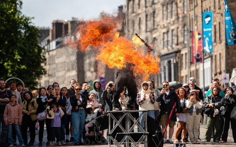 Street performance during Edinburgh Festival Fringe