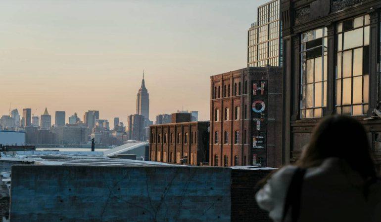 Solo Travel New York: Best Places, Safety Tips & Itinerary