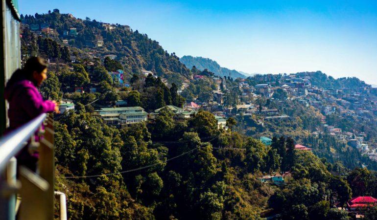 Best Hill Stations To Visit In August: Chai, Pakoda & Pahad Calling