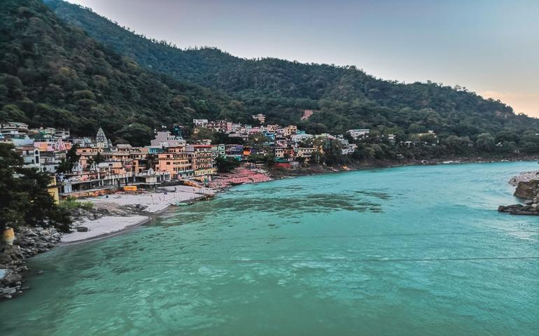 Rishikesh riverside view
Image Generated - Atarin Michaeli/Unsplash
