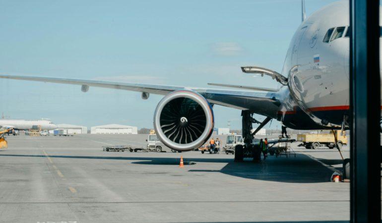 Flight booking mistakes to avoid 
Image generated - Ivan Shimko/unsplash