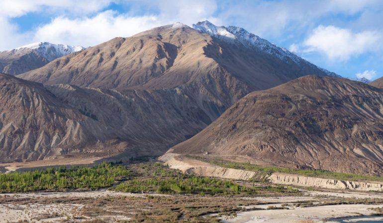 Breathtaking landscape of rugged mountains and river in Leh.
Image Credit: Janam Parikh/Pexels